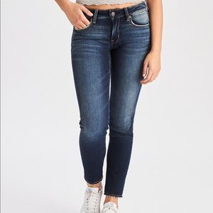 American Eagle super stretch jegging skinny jeans